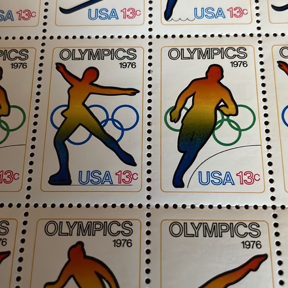 1976 Olympics $.13 stamps - Picture 3 of 5